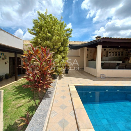 Casa Térrea à venda com 3 quartos, sendo 1 suíte, em Jardim Bandeirantes, Sorocaba, SP