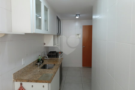 Apartamento à venda com 3 quartos, sendo 1 suíte, em Tijuca, Rio de Janeiro, RJ