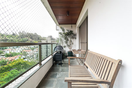 Apartamento à venda com 4 quartos, sendo 2 suítes, em Vila Morumbi, São Paulo, SP