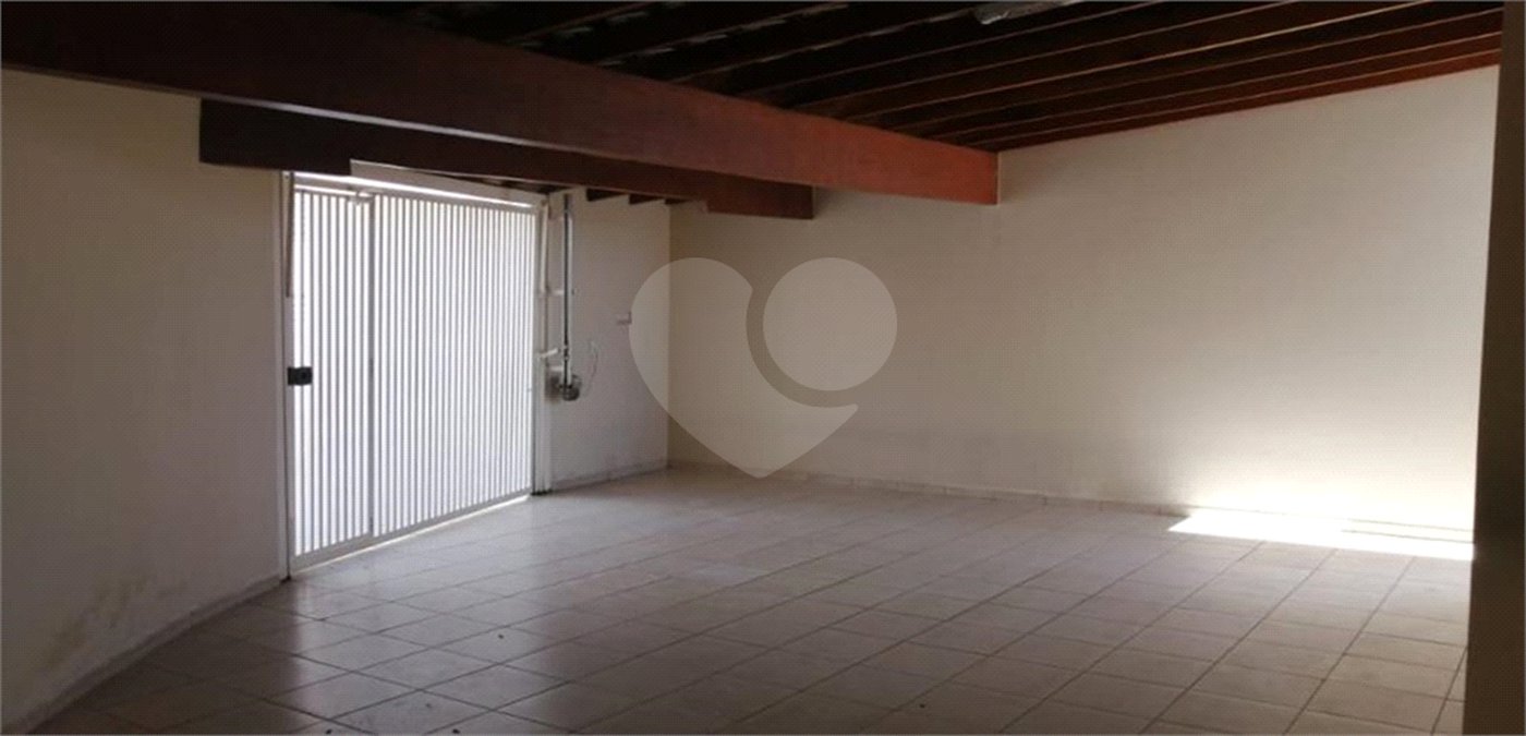 Casa à venda com 2 quartos em João Xxiii, Vinhedo, SP