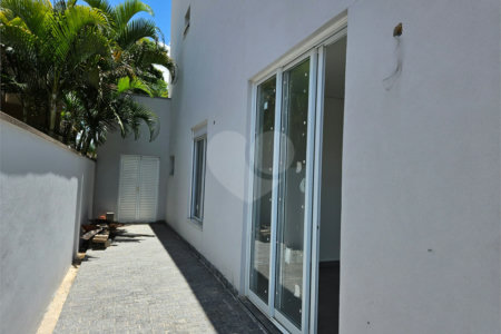 Casa à venda com 4 suítes no condomínio Portal da Vila Rica, Itu - SP