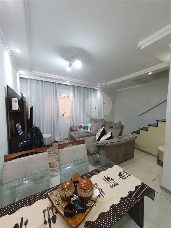 Casa à venda com 3 quartos no condomínio Vitória, São Paulo - SP