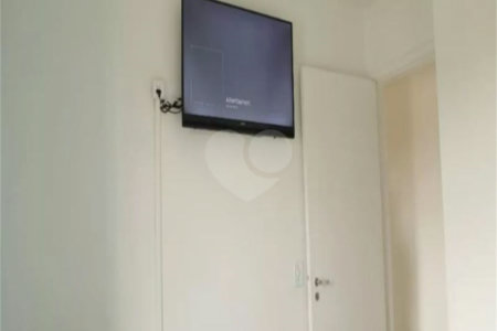 Apartamento à venda com 2 quartos em Vila Liviero, São Paulo, SP