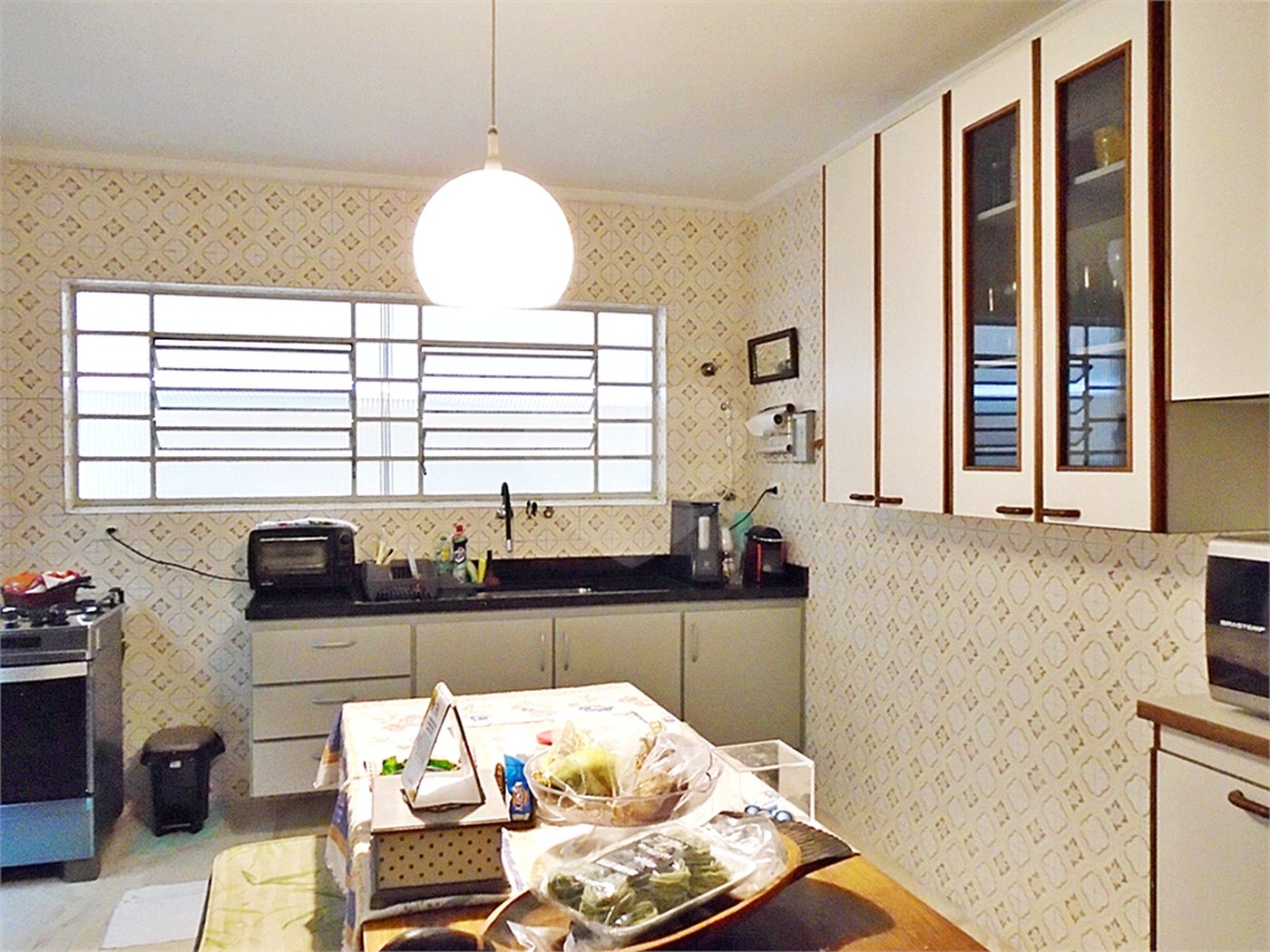 Casa à venda com 3 quartos, sendo 1 suíte, no condomínio Praça Doutor José Augusto César,8, São Paulo - SP