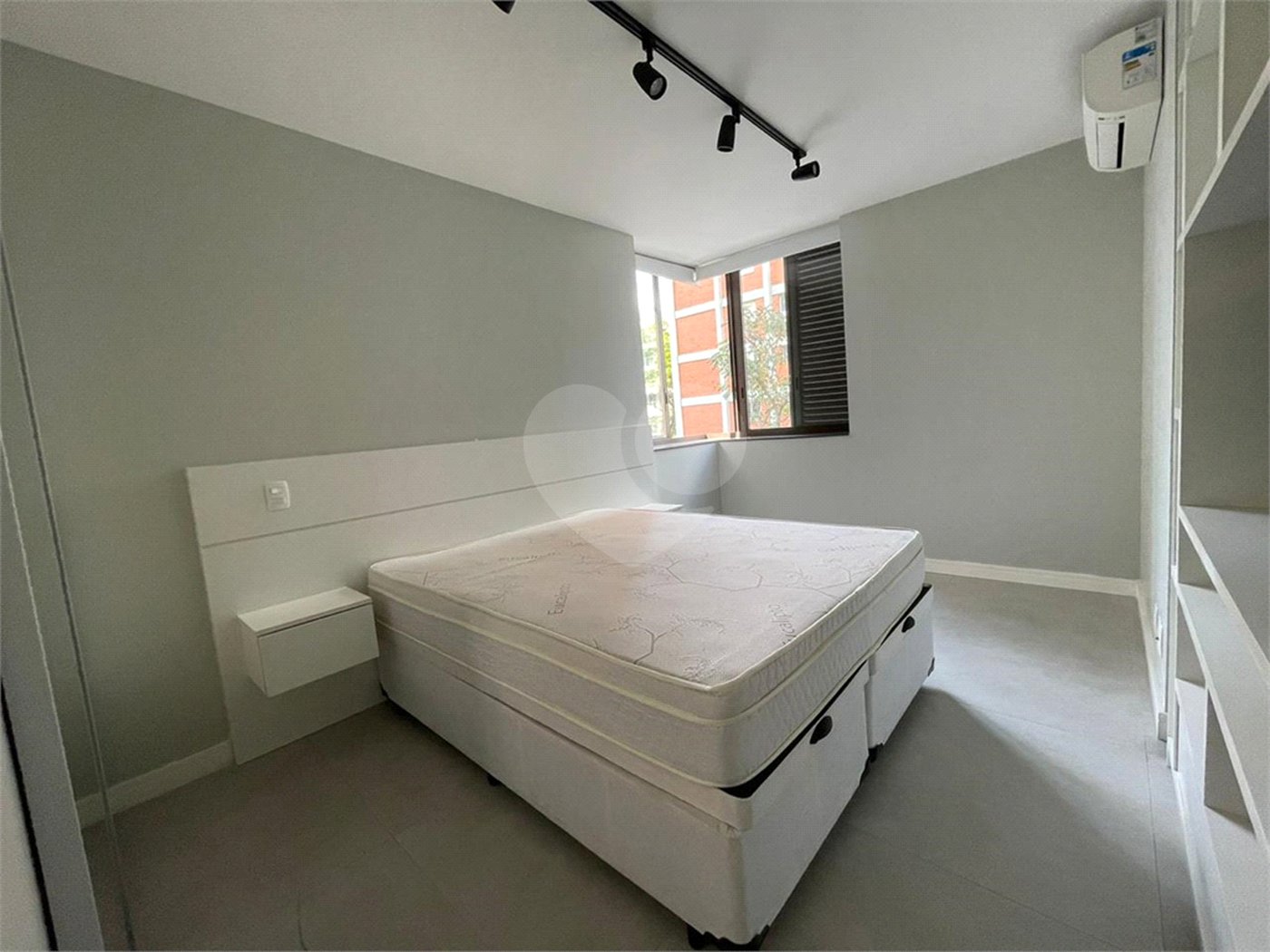 Apartamento à venda com 1 quarto em Pinheiros, São Paulo, SP