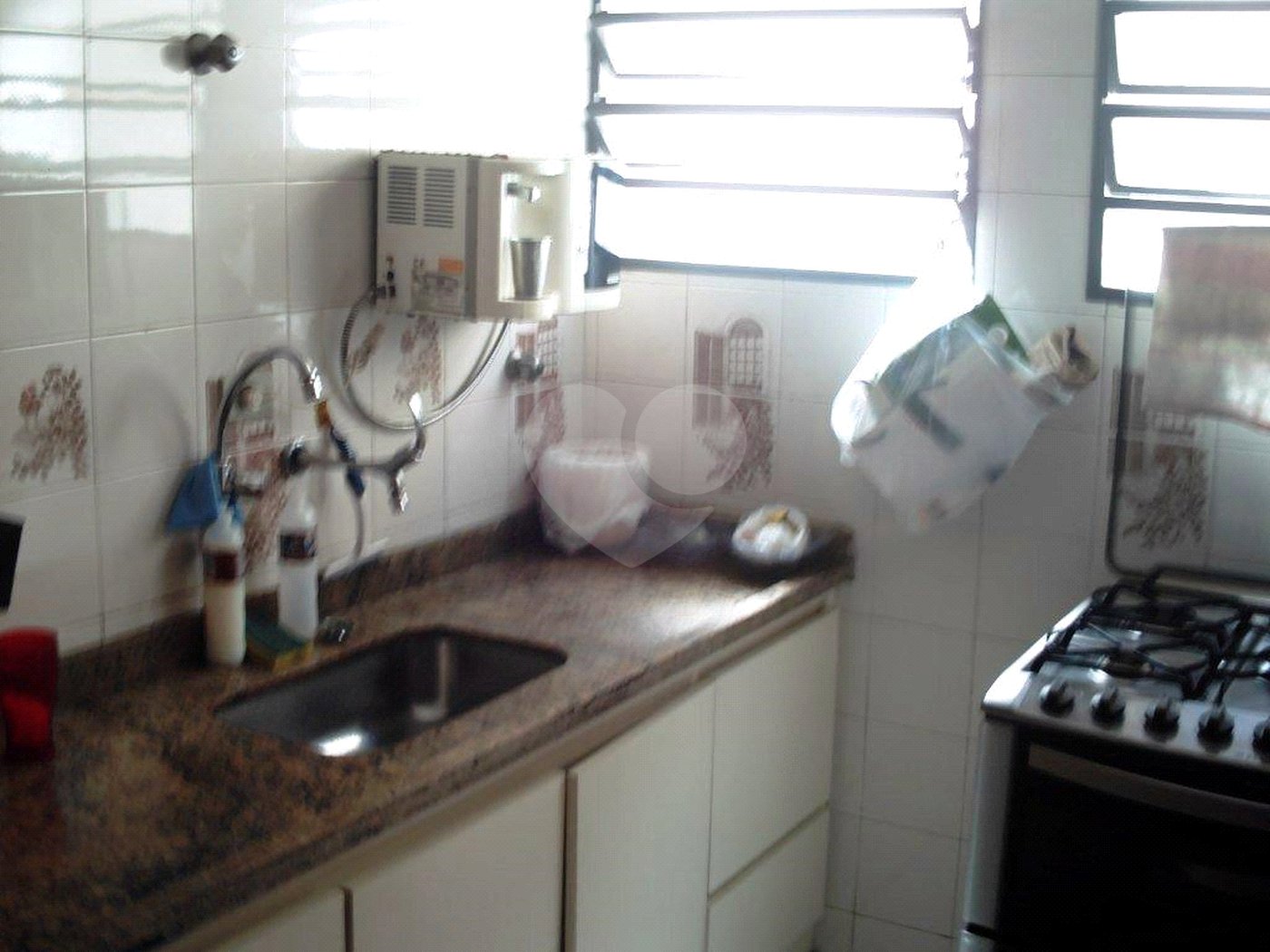 Casa à venda com 4 quartos, sendo 2 suítes, em Jardim Pinheiros, São Paulo, SP