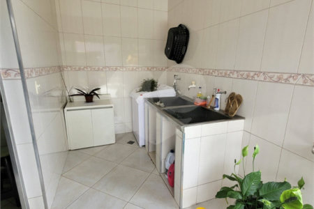 Casa Térrea à venda com 4 quartos, sendo 1 suíte,  em Vila Nova Socorro, Mogi das Cruzes, SP