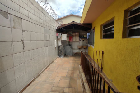 Casa à venda com 4 quartos, sendo 1 suíte, em Vila Galvão, Guarulhos, SP