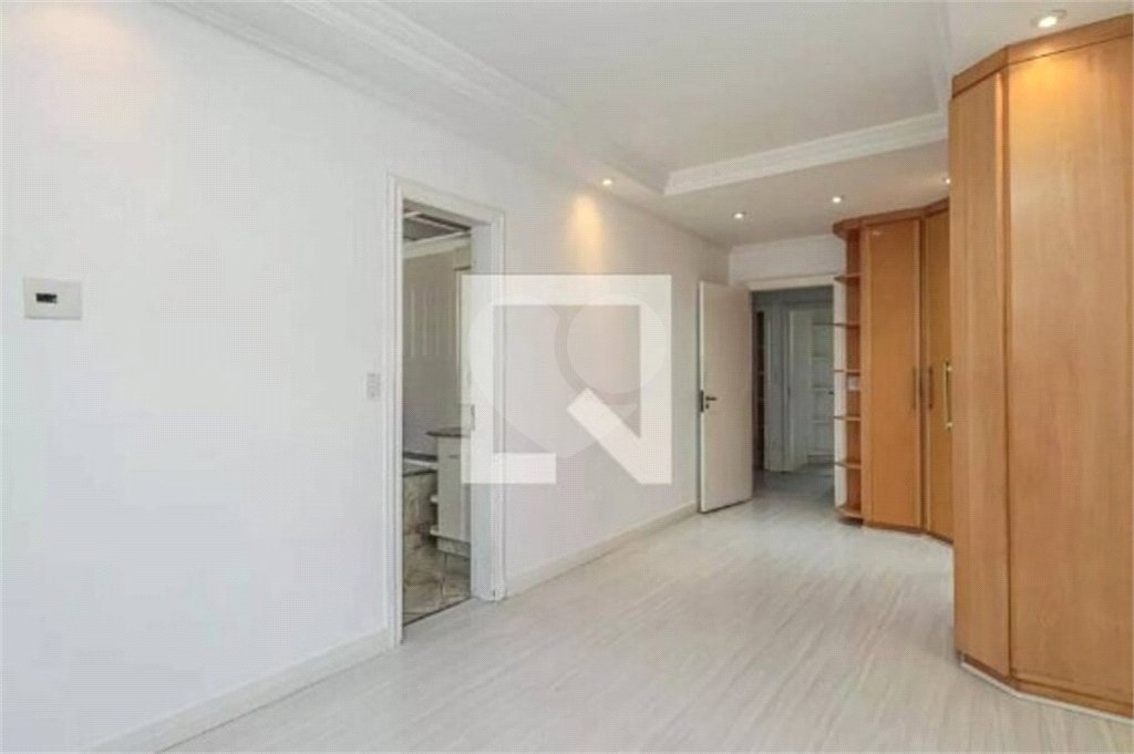 Apartamento à venda com 3 quartos, sendo 1 suíte, em Santa Paula, São Caetano do Sul, SP