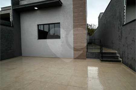 Casa Térrea à venda com 3 quartos, sendo 1 suíte, em Residencial Jardins da Catalunha, Atibaia, SP