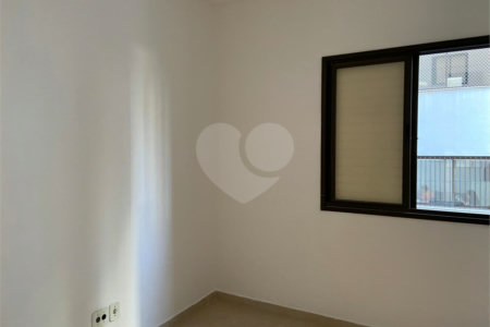 Apartamento à venda com 3 quartos, sendo 1 suíte, em Tatuapé, São Paulo, SP