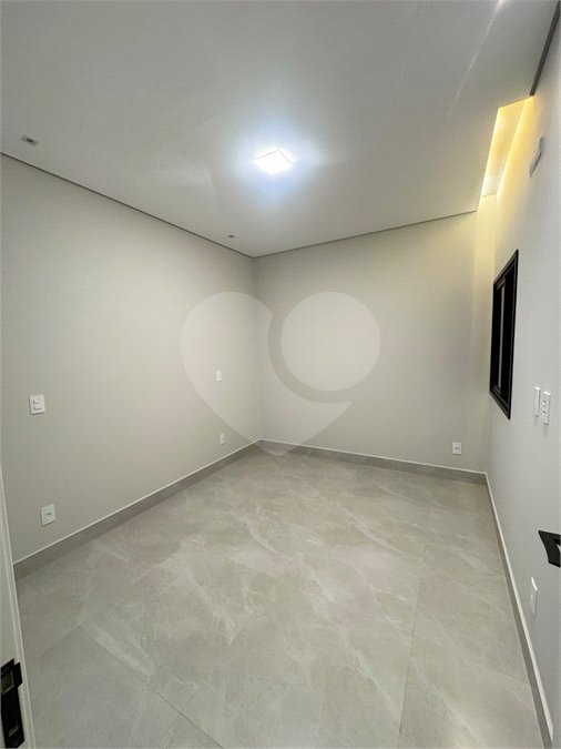 Casa à venda com 3 quartos, sendo 1 suíte, em Jardim Bom Sucesso, Indaiatuba, SP