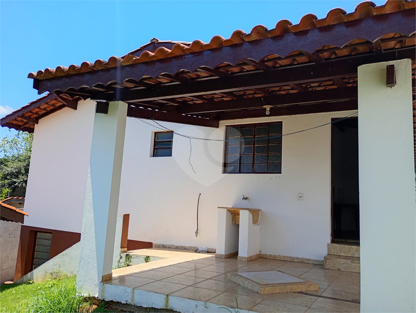 Casa Térrea à venda com 3 quartos em Guaxinduva, Atibaia, SP
