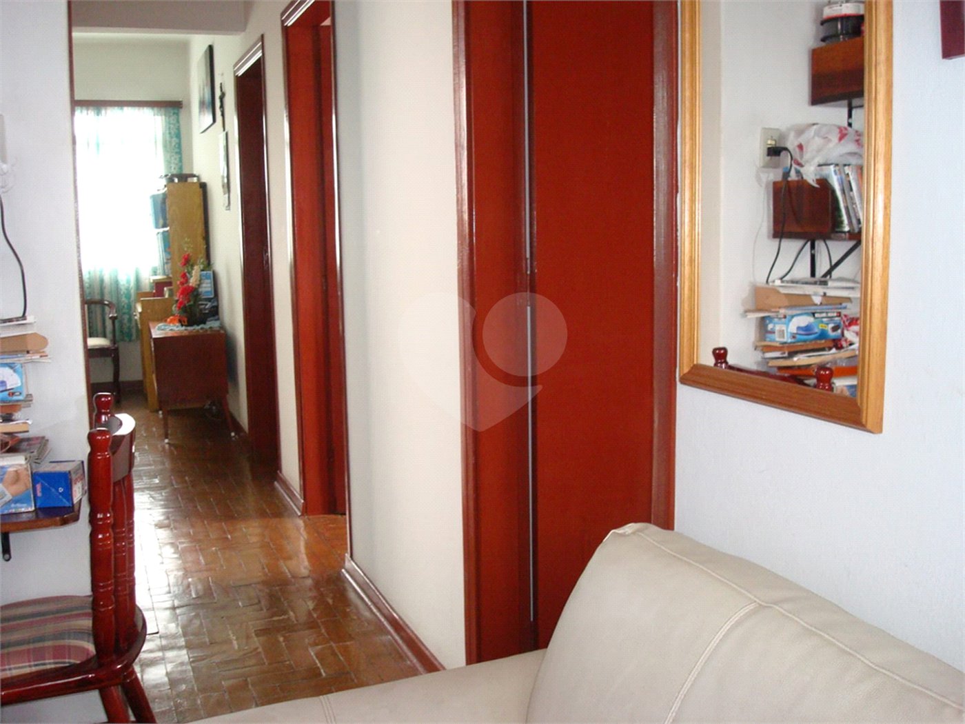 Sobrado à venda com 3 quartos em Vila Romanópolis, Ferraz de Vasconcelos, SP