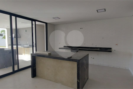 Casa à venda com 3 suítes no condomínio Fazenda Jequitibá, Sorocaba - SP