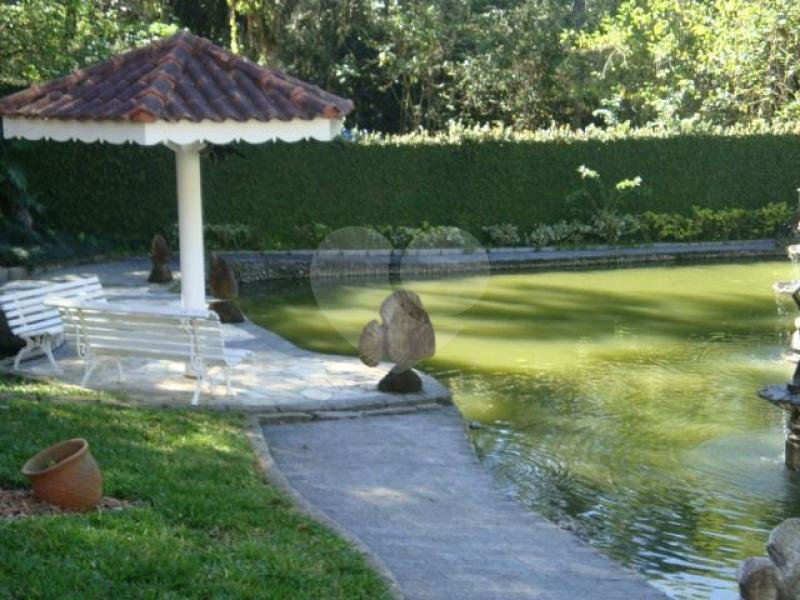 Sobrado à venda com 5 suítes em Juqueri Mirim, Mairiporã, SP