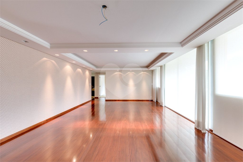 Casa de Vila à venda com 4 suítes em Chácara Flora, São Paulo, SP