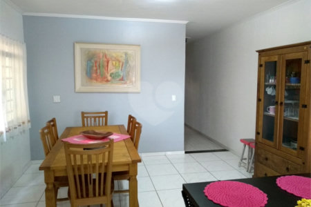 Casa Térrea à venda com 3 quartos em Parque Jataí, Votorantim, SP