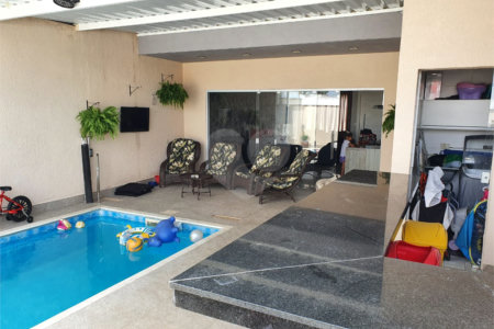 Casa à venda com 3 quartos, sendo 1 suíte, no condomínio Horto Florestal Iii, Sorocaba - SP