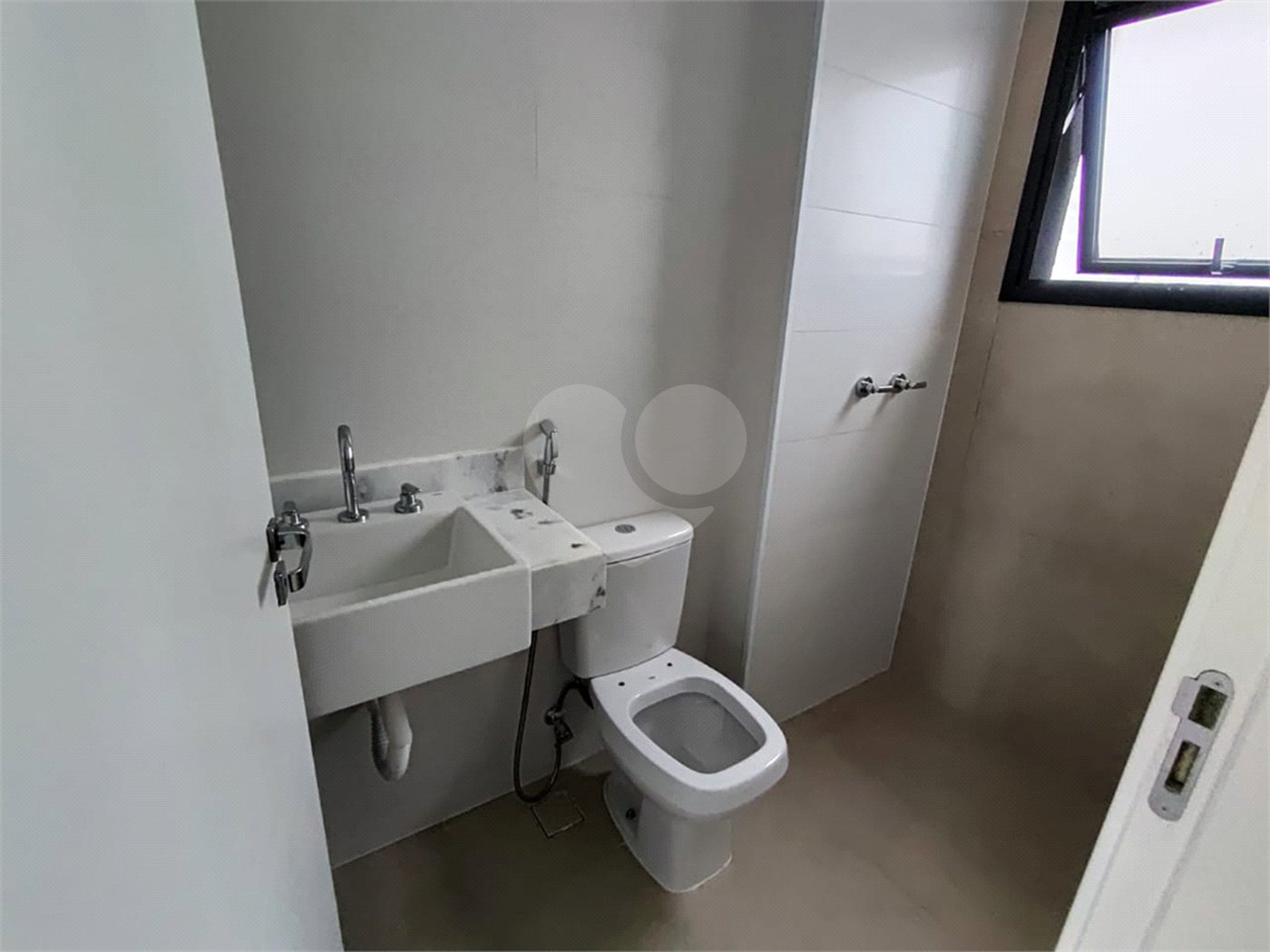 Apartamento à venda com 3 suítes em Parque Campolim, Sorocaba, SP