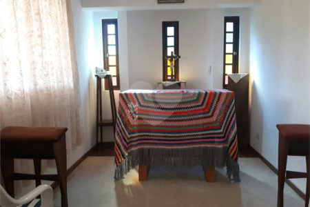 Chácara à venda com 3 quartos, sendo 2 suítes,  no Centro (canguera), São Roque, SP