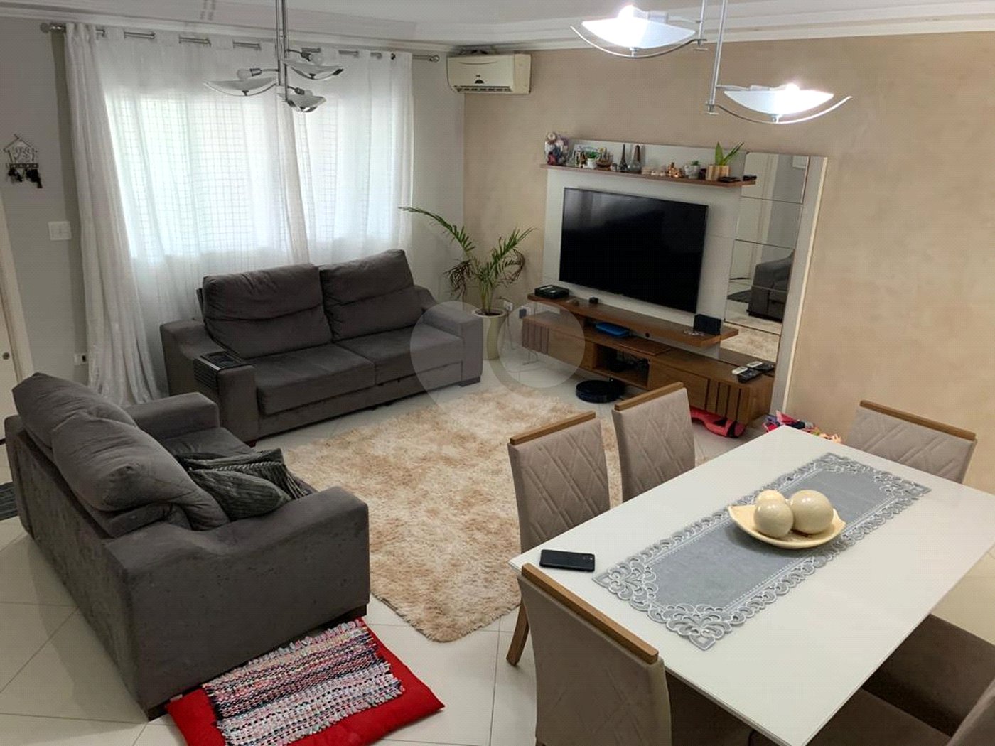 Sobrado à venda com 3 suítes em Vila Nivi, São Paulo, SP