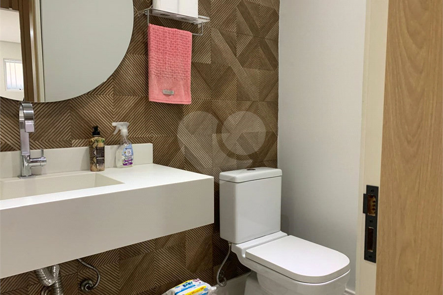 Sobrado à venda com 4 quartos, sendo 3 suítes, em Imirim, São Paulo, SP