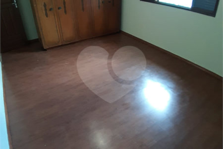 Casa à venda com 3 quartos, sendo 1 suíte,  em Vila Gomes, São Paulo, SP