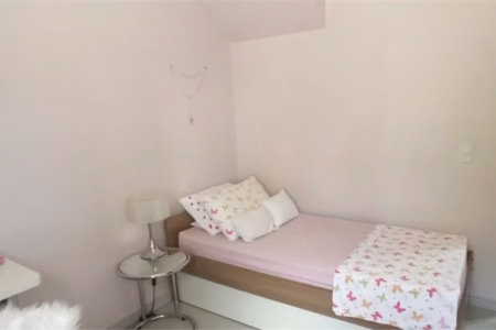 Casa à venda com 3 quartos, sendo 1 suíte, no condomínio Villas de São Francisco, São Paulo - SP