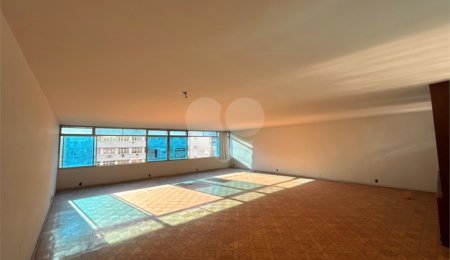 Apartamento à venda com 4 quartos, sendo 1 suíte,  em Flamengo, Rio de Janeiro, RJ