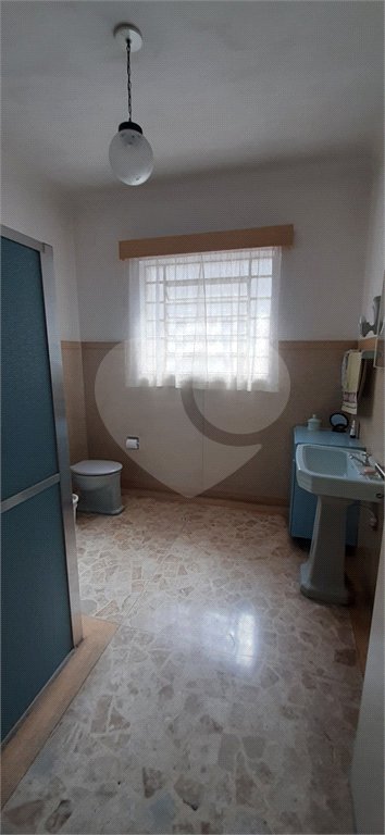 Sobrado à venda com 3 quartos, sendo 1 suíte,  no Centro, São Bernardo do Campo, SP