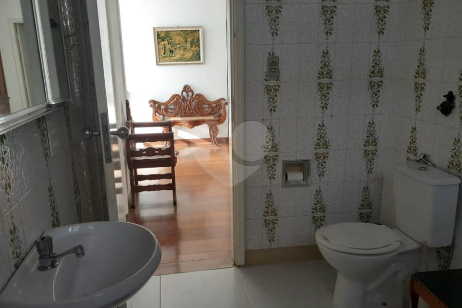 Sobrado à venda com 3 quartos, sendo 1 suíte, em Vila Mariana, São Paulo, SP