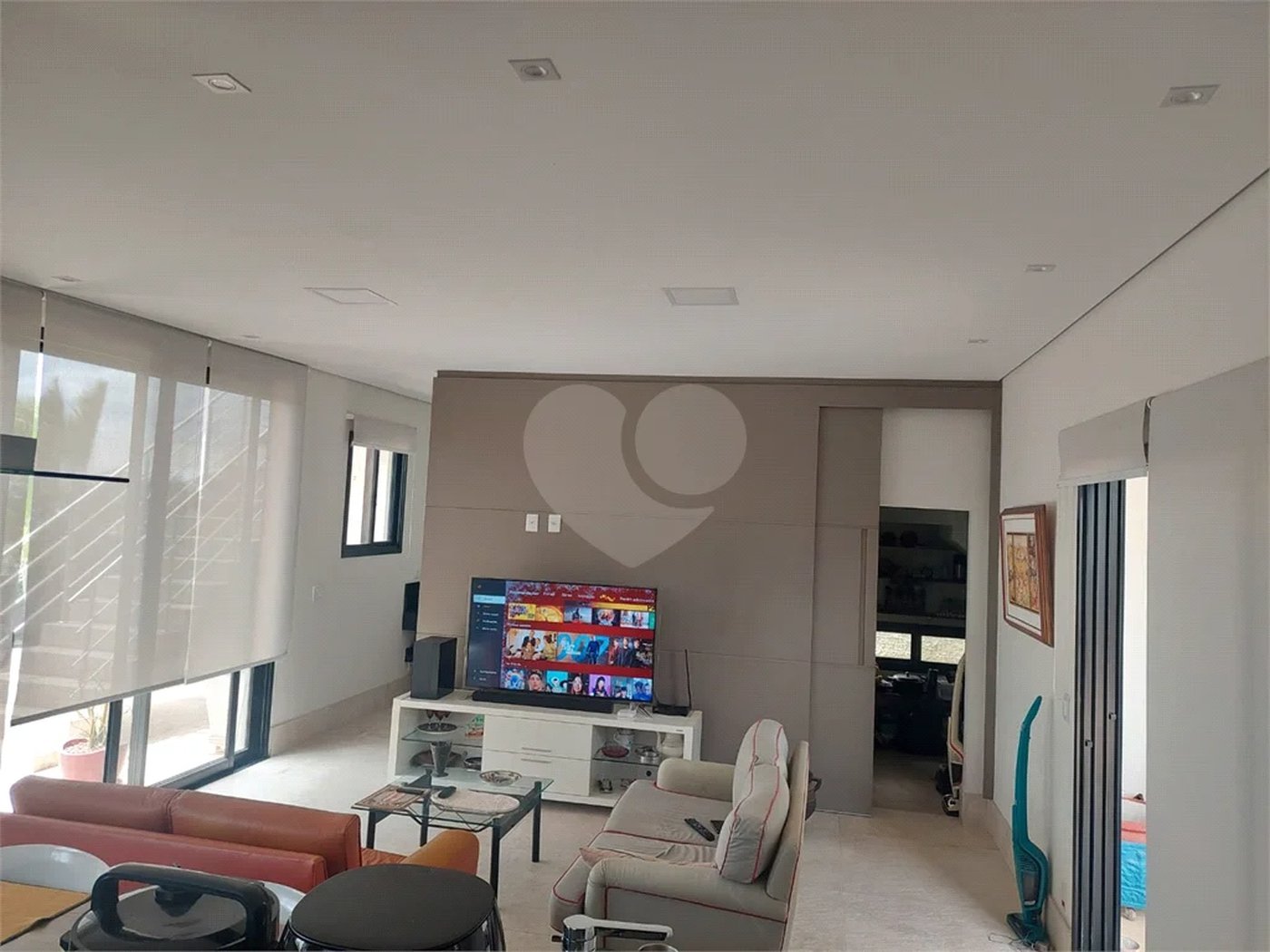 Casa à venda com 3 quartos, sendo 2 suítes, no condomínio Ibiaram 1, Itupeva - SP