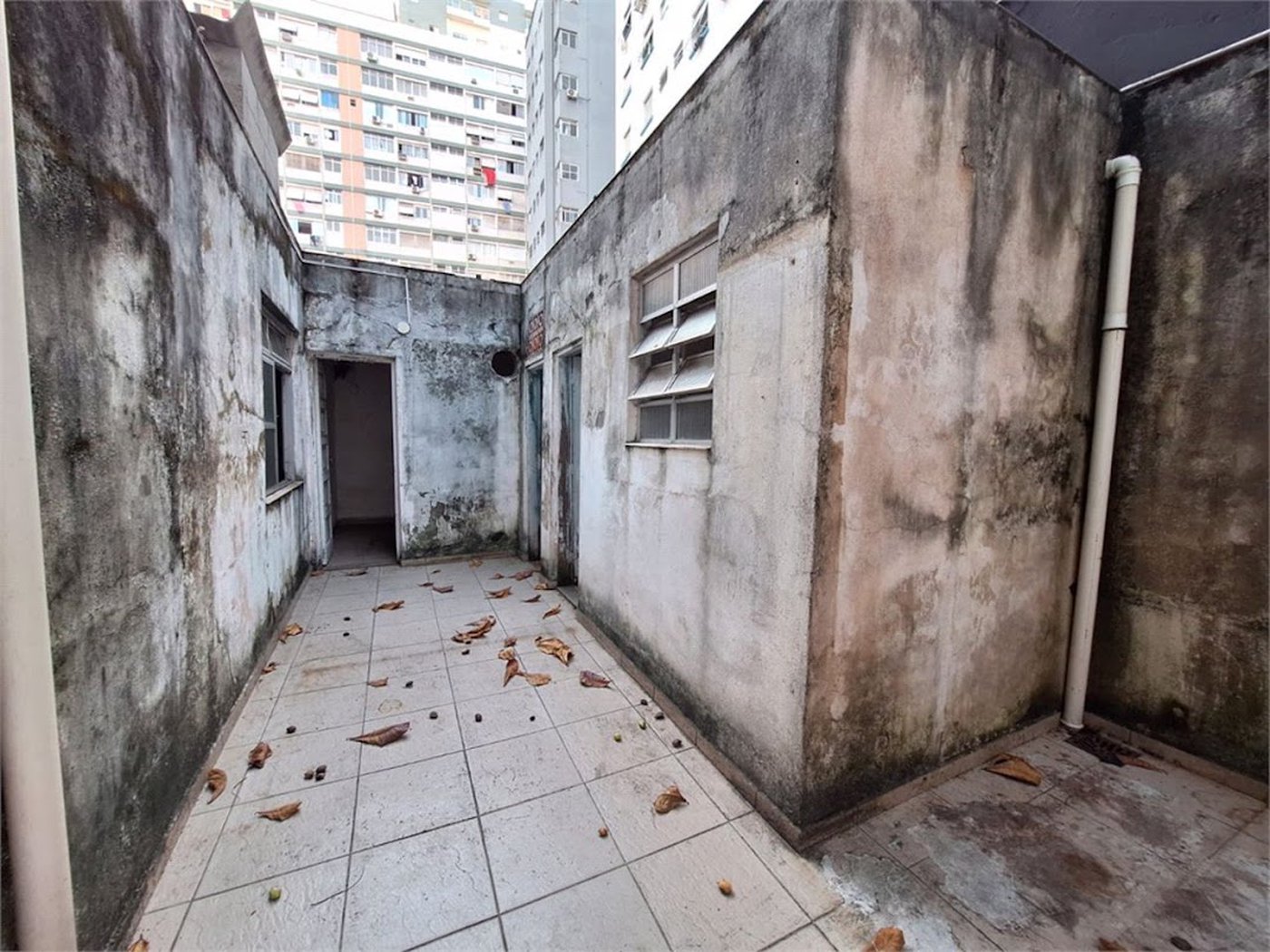 Casa Comercial para locação, Embaré, Santos - CA0170.