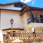 Casa à venda com 4 suítes no condomínio Sausalito, Mairiporã - SP