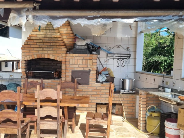Casa à venda com 7 quartos, sendo 4 suítes,  no condomínio Residencial Ypeville, Mairiporã - SP