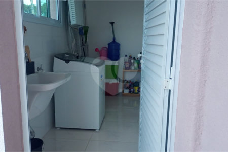 Casa à venda com 5 suítes no condomínio Village da Serra, Araçoiaba da Serra - SP