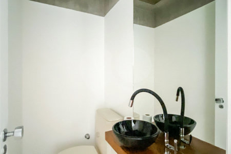 Apartamento à venda com 2 suítes em Indianópolis, São Paulo, SP