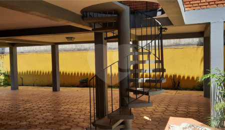 Casa à venda ou para alugar com 4 quartos, sendo 2 suítes,  em Mantiqueira, Mairiporã, SP