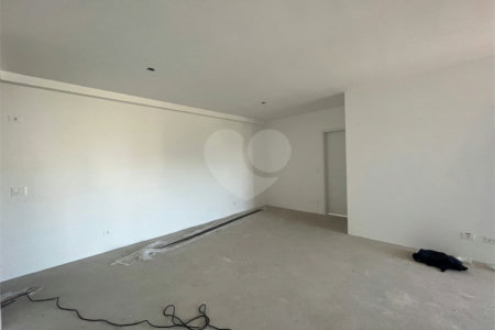 Cobertura à venda com 3 quartos, sendo 2 suítes, em Lapa, São Paulo, SP