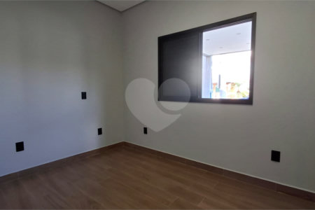 Casa à venda com 3 quartos, sendo 1 suíte,  no condomínio Horto Florestal 1, Sorocaba - SP