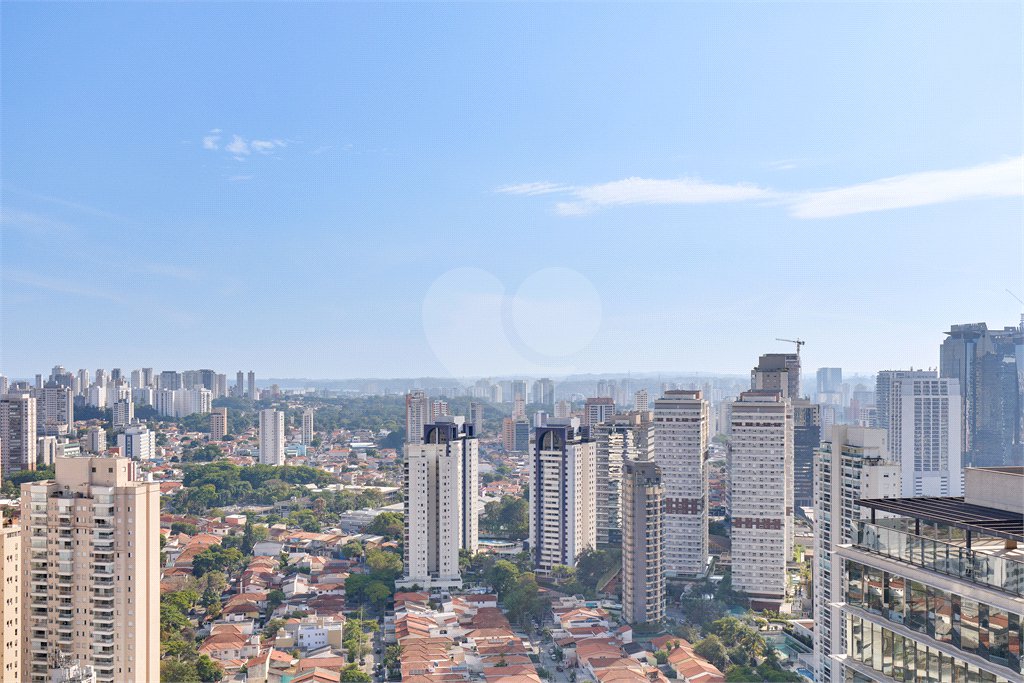 Apartamento à venda com 3 suítes em Brooklin, São Paulo, SP