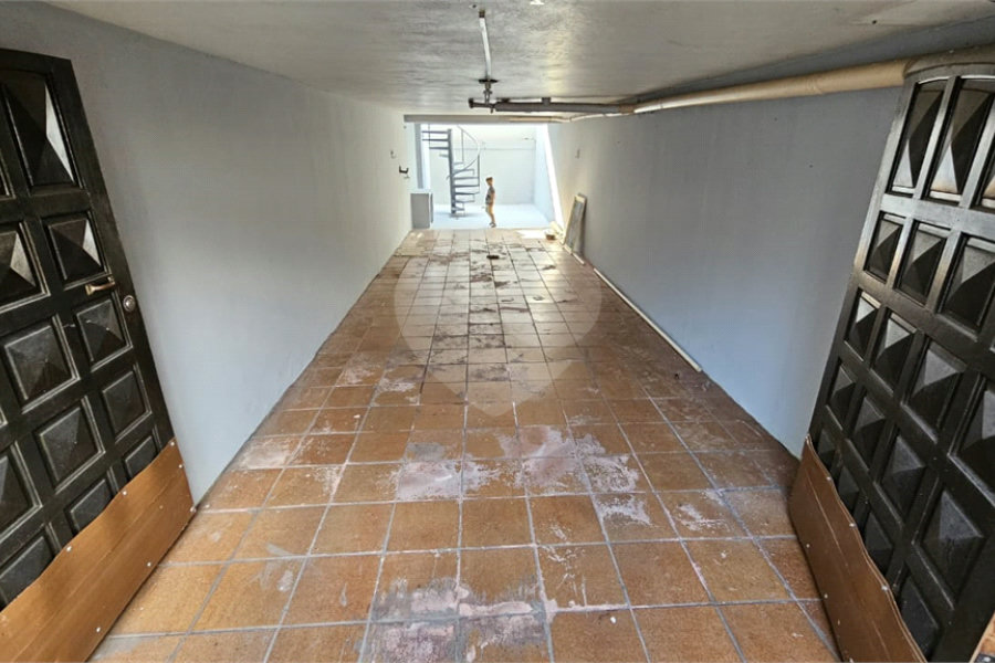 Sobrado à venda com 2 quartos em Vila Clarice, São Paulo, SP