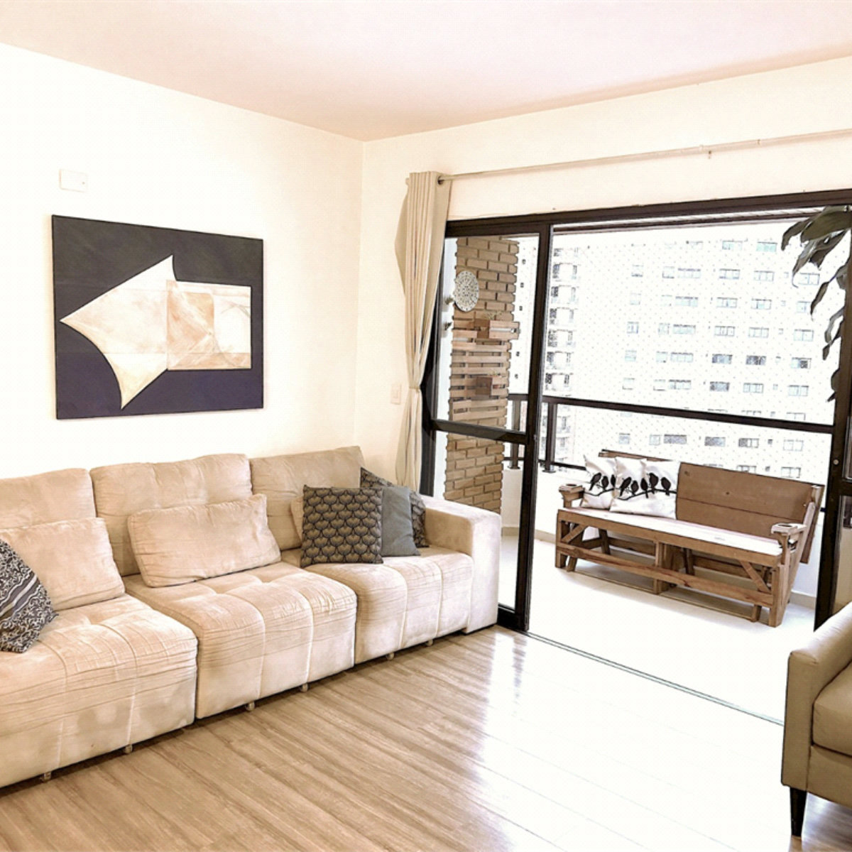 Apartamento à venda com 3 suítes em Campo Belo, São Paulo, SP