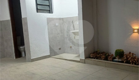 Casa à venda com 3 quartos, sendo 2 suítes,  em Jardim Alvinópolis, Atibaia, SP