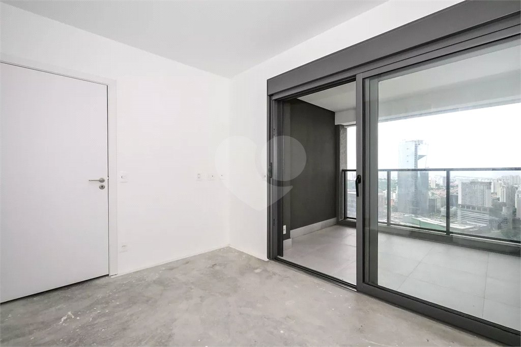 Apartamento à venda com 3 suítes,  em Jardim Fonte do Morumbi, São Paulo, SP