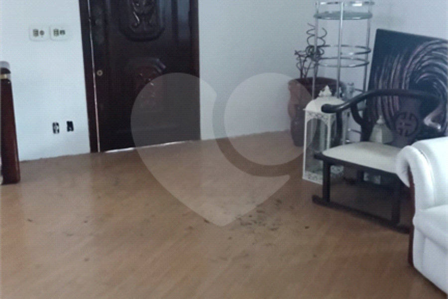 Sobrado à venda com 3 quartos, sendo 2 suítes, em Vila Guilherme, São Paulo, SP