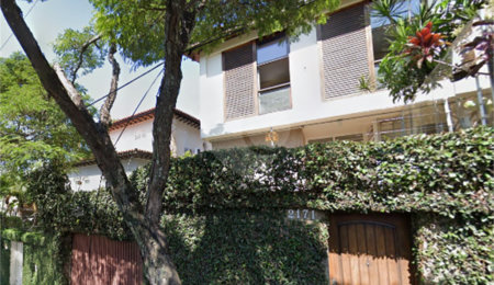 Sobrado à venda com 4 quartos, sendo 1 suíte,  em Pinheiros, São Paulo, SP