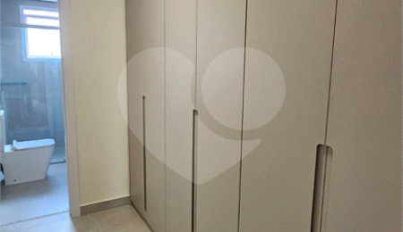 Apartamento à venda com 3 suítes em Urbanova, São José dos Campos, SP