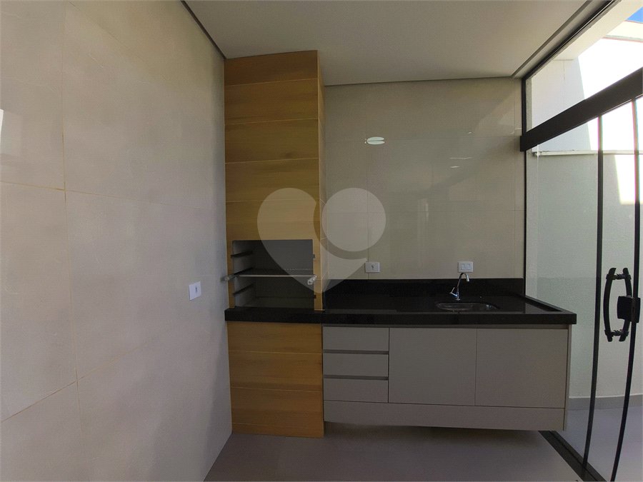 Casa à venda com 3 quartos, sendo 1 suíte,  no condomínio Terras de São Francisco, Sorocaba - SP